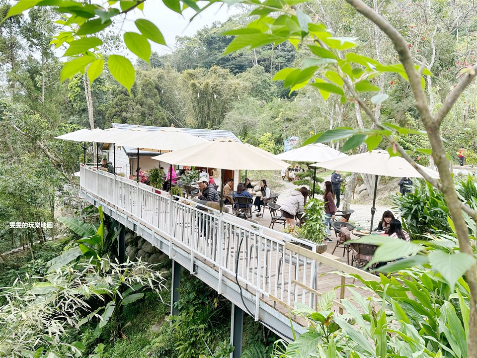 新竹。藍月山谷,森林系咖啡廳,開放露天式座位,用餐超級CHILL @雯雯的玩樂地圖