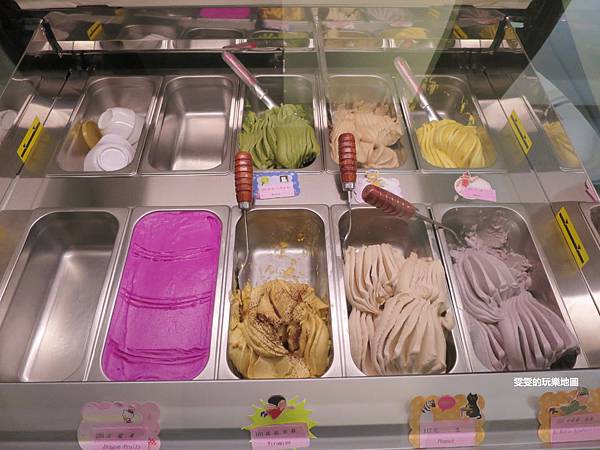 [桃園中壢]Mukydo慕奇朵義式冰淇淋~添加鮮奶在其中,不甜不膩,每天更是數種口味可選擇,銅板價就可嚐鮮囉/中壢冰品/忠福黃昏市場 @雯雯的玩樂地圖