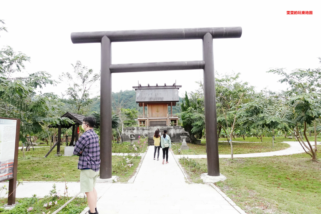 台東。鹿野神社，日式老神社，順遊小景點 @雯雯的玩樂地圖